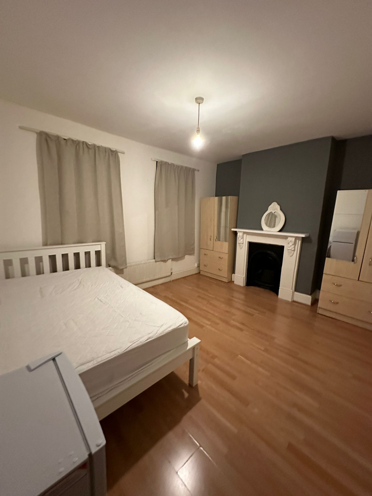 🌟Large Double Room – Upper Road, Plaistow (E13 0DH)